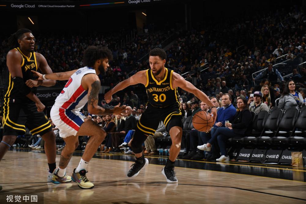 代足球的裁 代足球的裁