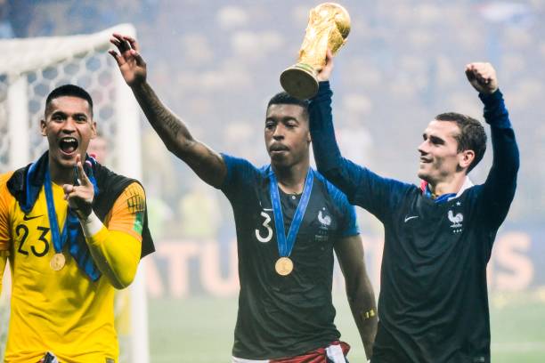 一颗新星 一颗新星