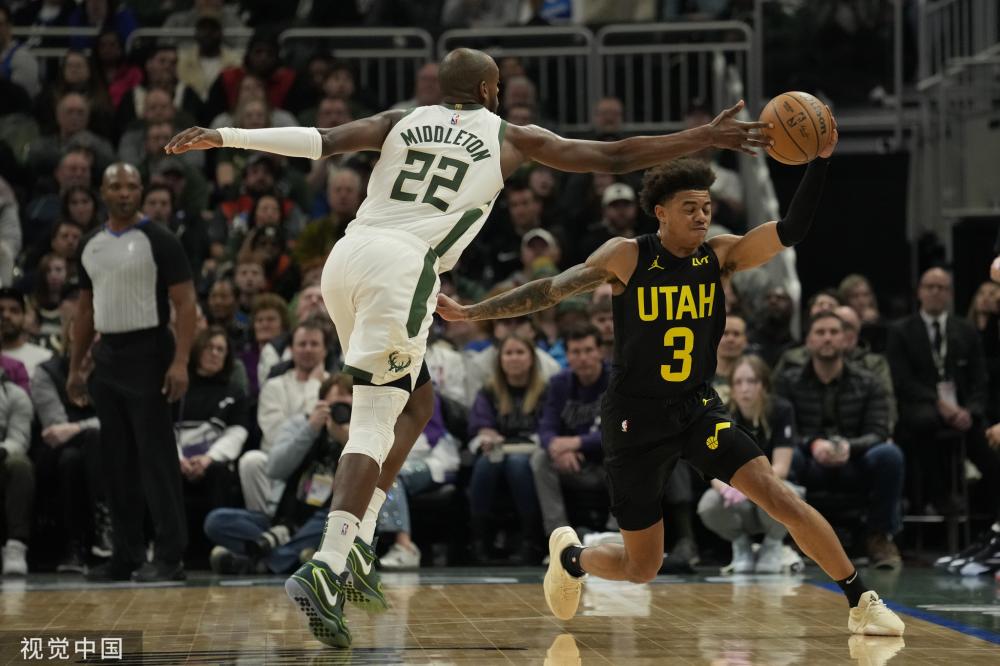 焦于年轻球 焦于年轻球